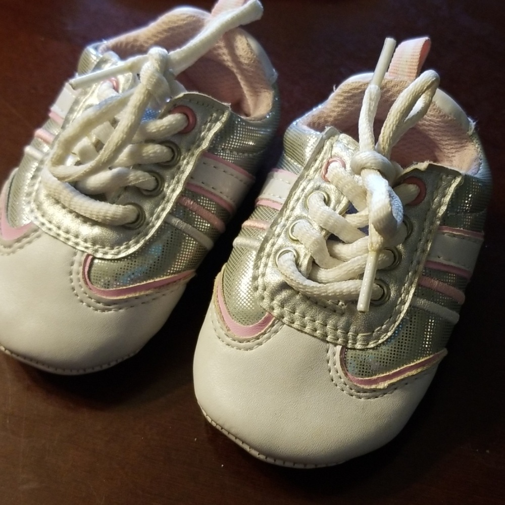 ⚘4 for $24⚘Baby girl shoes, pink white and silver